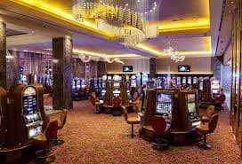 Layar beranda permainan slot zeusbola menampilkan berbagai pilihan slot dengan thumbnail dan deskripsi singkat